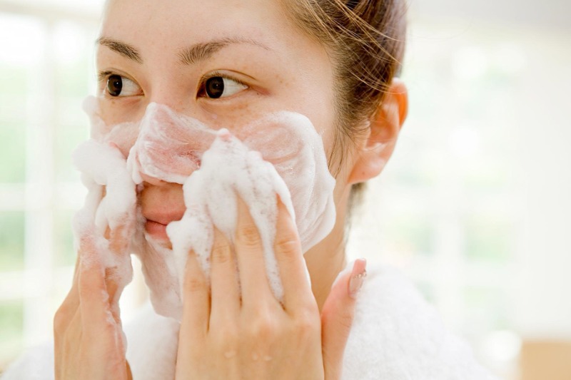 5 Simple Skincare Tips for Busy People